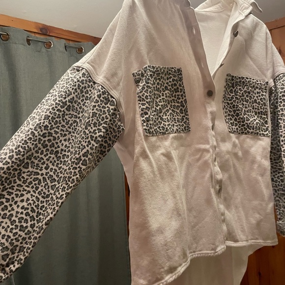 Cheetah Jean Jacket - Picture 3 of 3